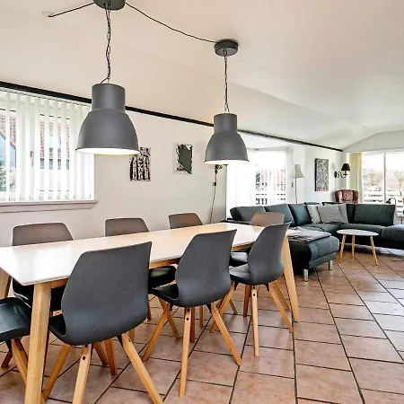 Vakantiehuis Toften Iv *